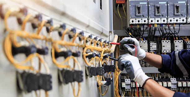 Professional Electrician technician working in Parole, MD